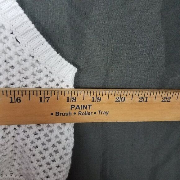 Offline By Aerie M Crochet Sweater Sleeveless Top Cropped Ribbed Medium NWT - Picture 2 of 9